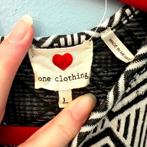 Women’s ONE CLOTHING 3/4 Sleeve Dress - Size L - Picture 3 of 3